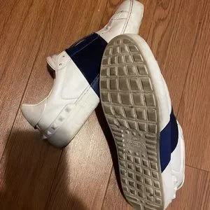 スニーカー Valentino Garavani Navy Blue Canvas Slip Ons VALENTINO GARAVANI Denim Camustars Rockstud Slip On Sneakers